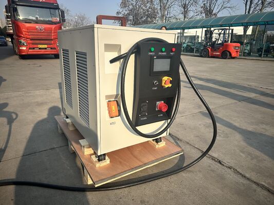 60 kW 65 kWh mobiele EV-oplader vloeistofgekoeld draagbaar DC-snellaadstation voor energieopslag