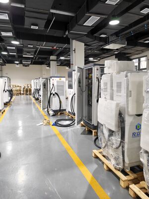 Goede prijs. 480kW 720kW Flexible Shared Charging Stack 600A Liquid Cooled Terminal 40kW SiC-module voor de charging hub van de vloot Online
